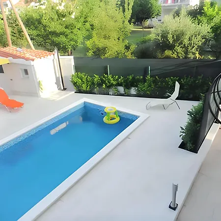 Comfortable In Kastel Novi Shared Pool 47m² Apartment *