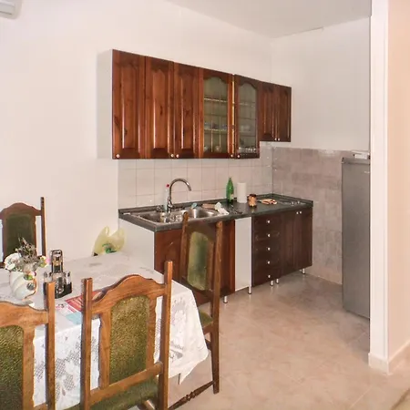 Comfortable In Kastel Novi Shared Pool 47m² * Kastela